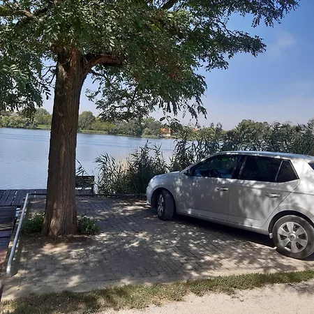 Házikó A Duna-parton Nyaraló *